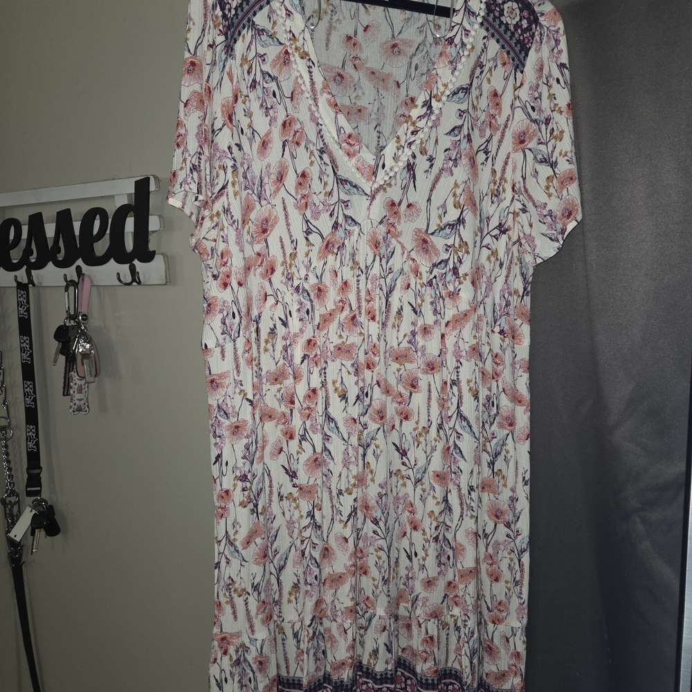 Knox Rose Floral V-Neck Dress with Pink and Purple Hues